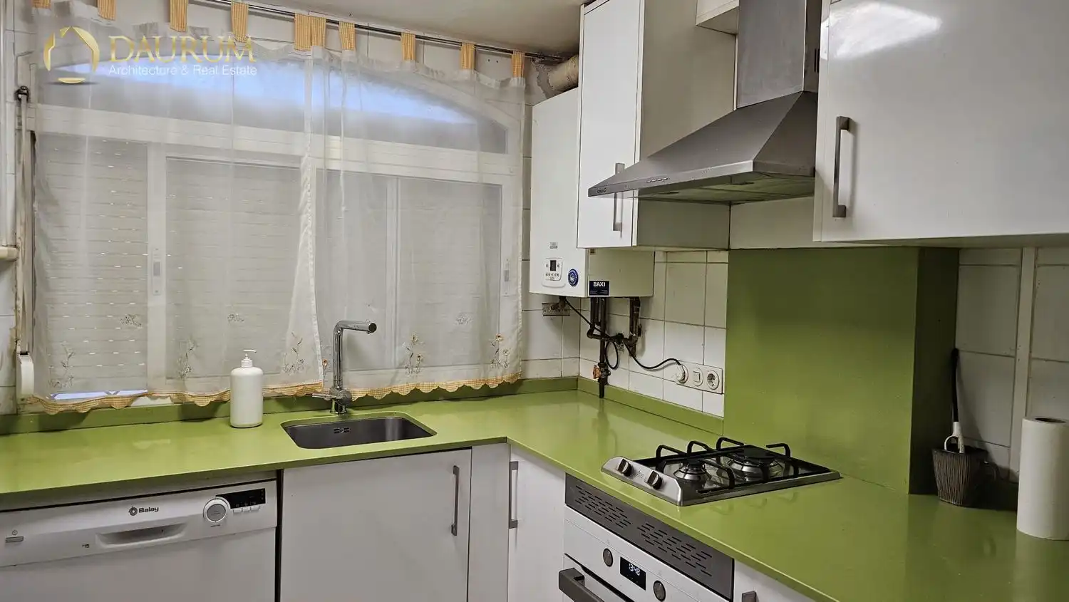 Kitchen of Flat for sale in Madrid  with Air Conditioner, Heating and Terrace