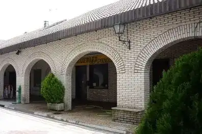 Local comercial en venda a Maello