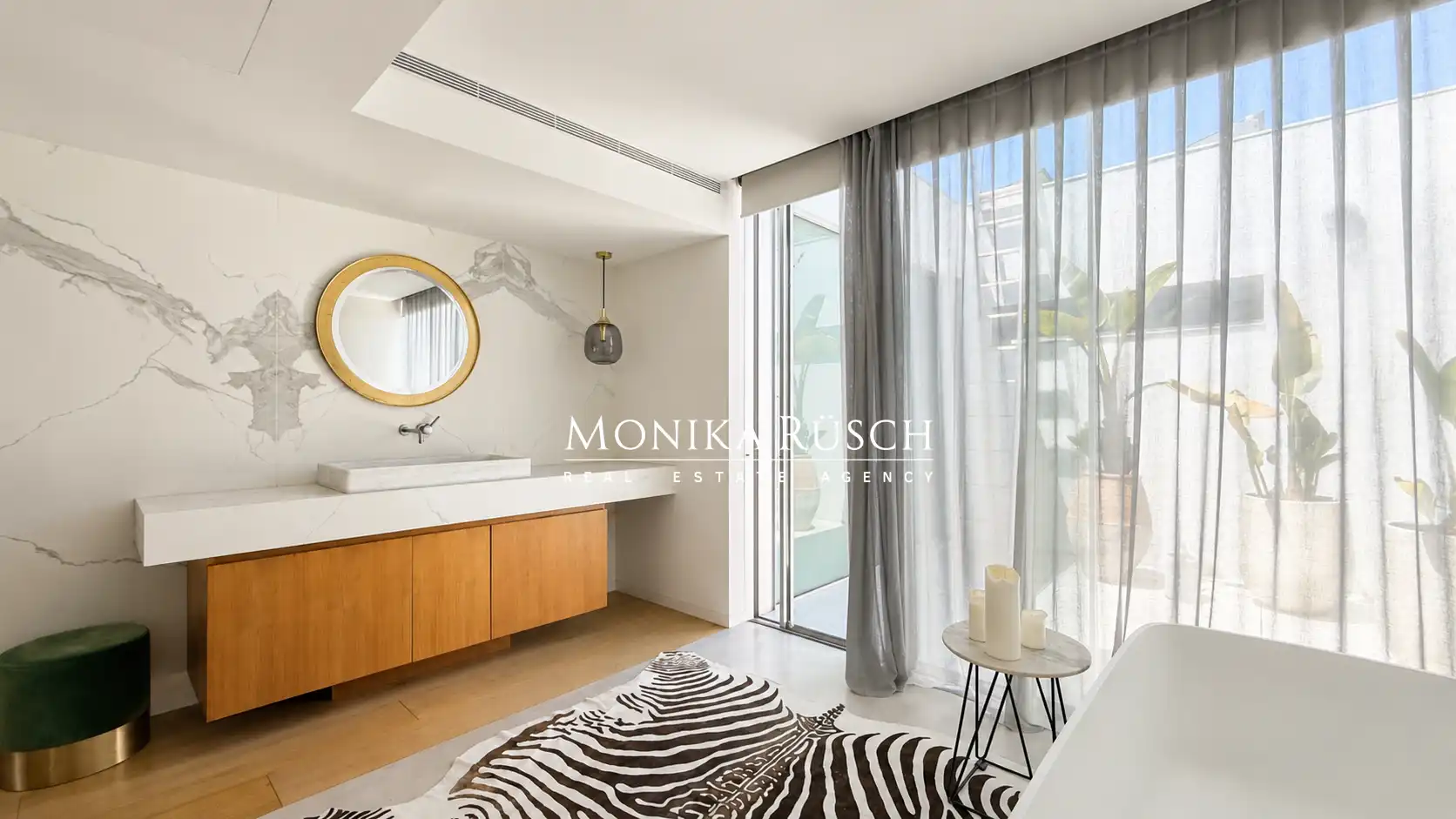 Exterior view of Houses for rent in Castelldefels  with Air Conditioner, Heating and Private garden