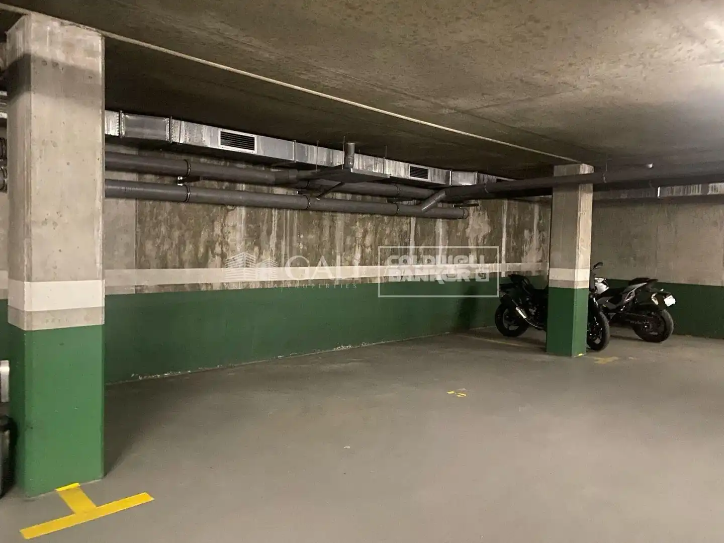Parking de Planta baja de alquiler en Canillo con Calefacción, Terraza y Trastero