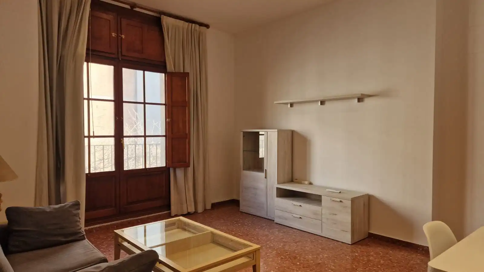 Flat with terrace to rent in Calle VINATEA, imagen 5