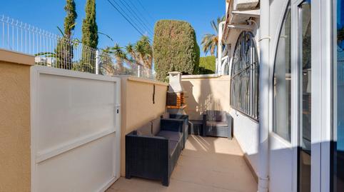 Foto 4 de Casa adosada en venda a Calle Embarcacion Carmen Flores, Nueva Torrevieja, Torrevieja