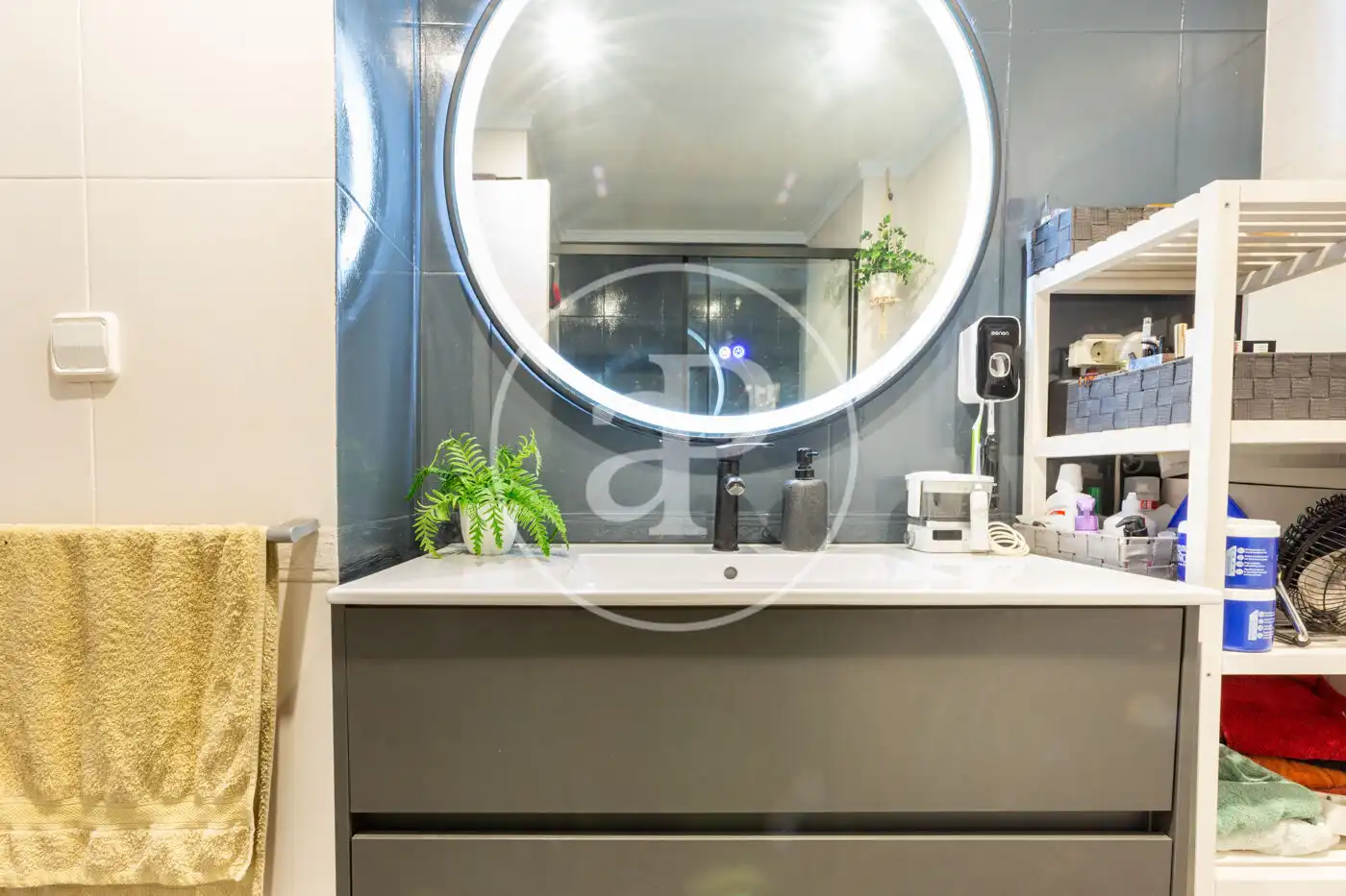 Baño de Piso en venta en Valencia con Aire acondicionado, Calefacción y Terraza