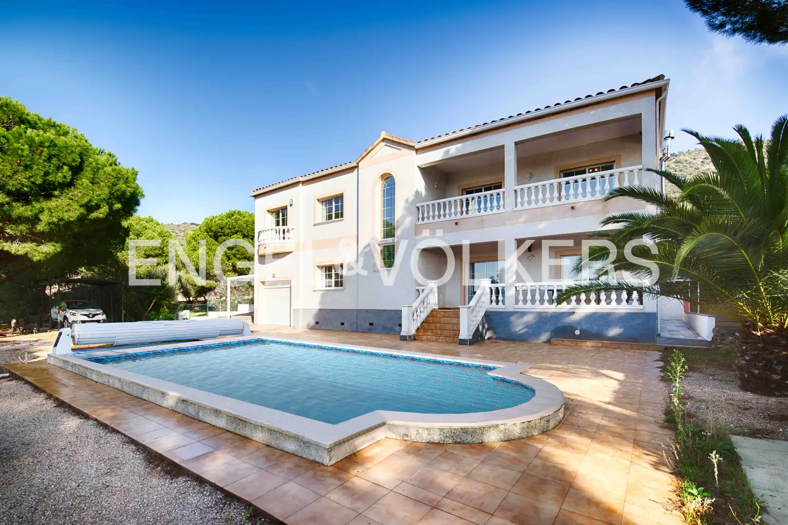 Haus mit Pool zum Verkauf in Carrer Garbi
