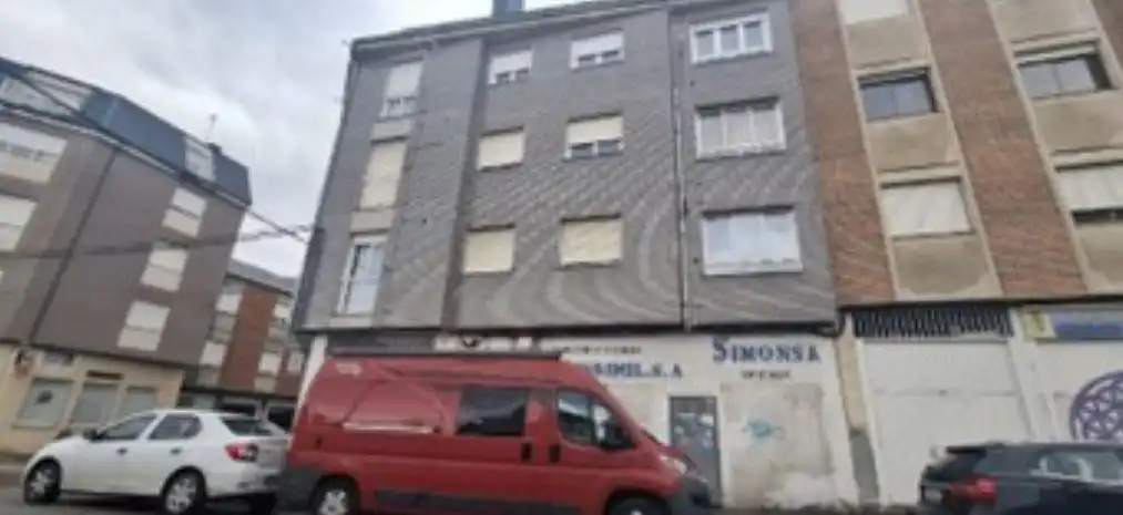 Vista exterior de Pis en venda en Ponferrada