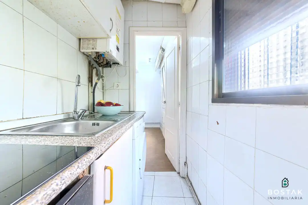 Kitchen of Flat for sale in Bilbao   with Heating