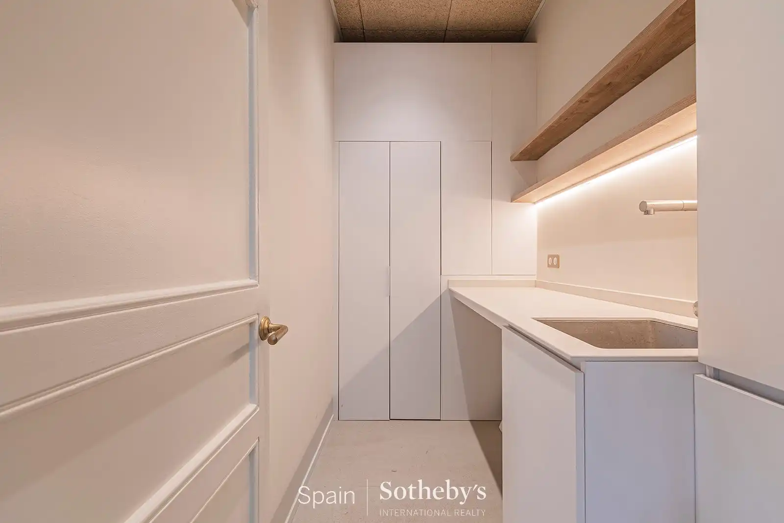Apartament amb ascensor en venda a Gran Via de les Corts Catalanes, imagen 28