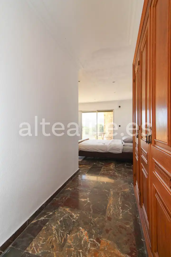 Habitación de Casa o chalet en venta en La Nucia con Aire acondicionado, Jardín privado y Terraza