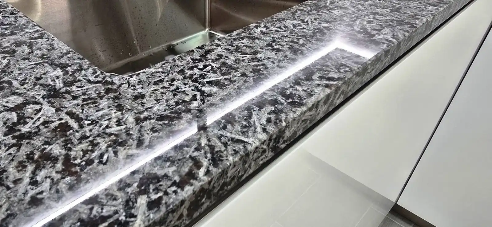 Baño de Piso en venta en Alicante / Alacant con Aire acondicionado, Calefacción y Terraza