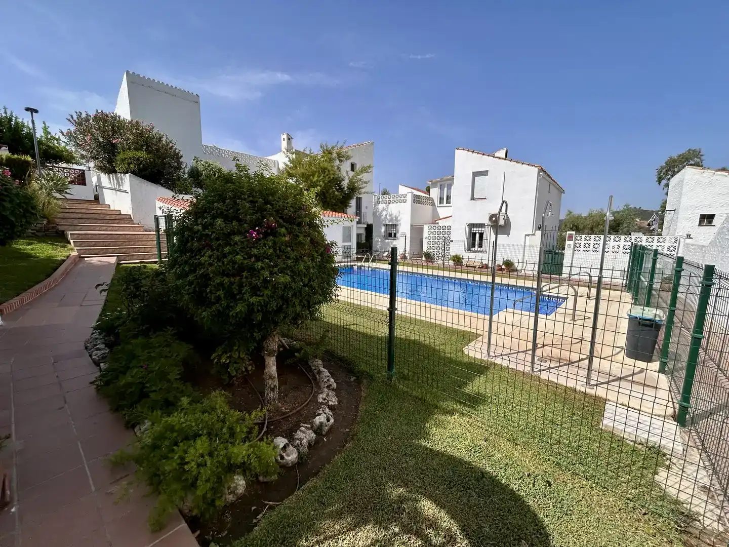 Garden of Duplexes for sale in Estepona  with Air Conditioner, Terrace and Swimming Pool