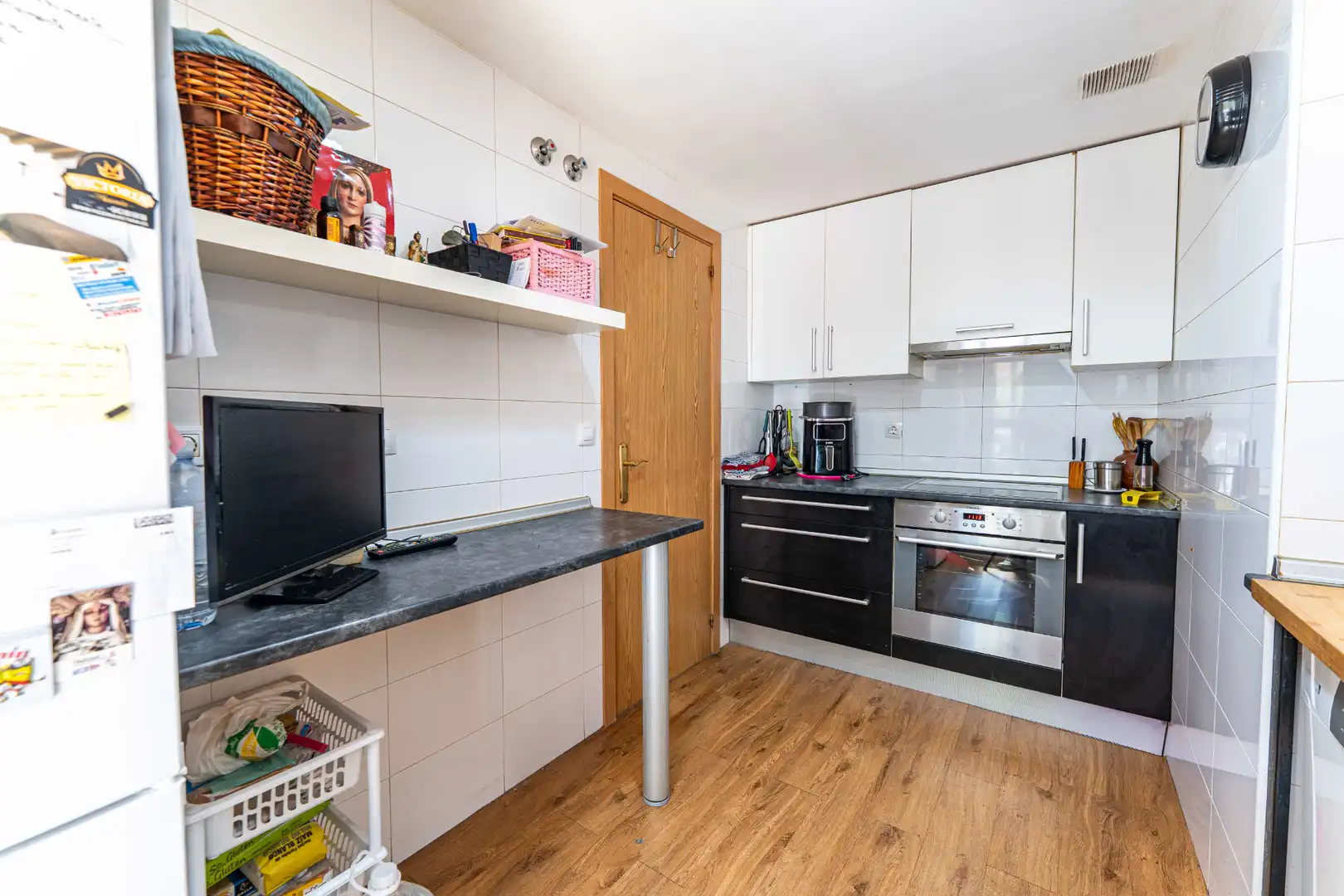 Kitchen of Ground floor for sale in Arroyomolinos (Madrid)  with Air Conditioner, Heating and Private garden