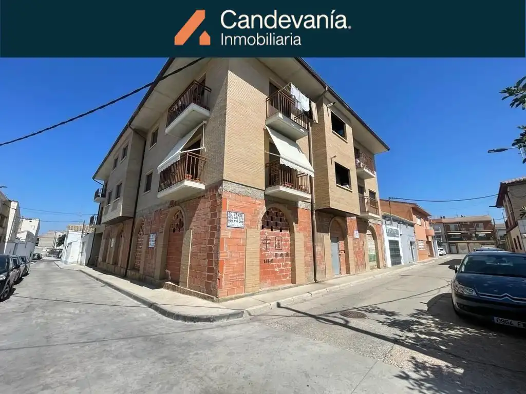 Gewerbefläche zum Verkauf in Calle Zaragoza 5