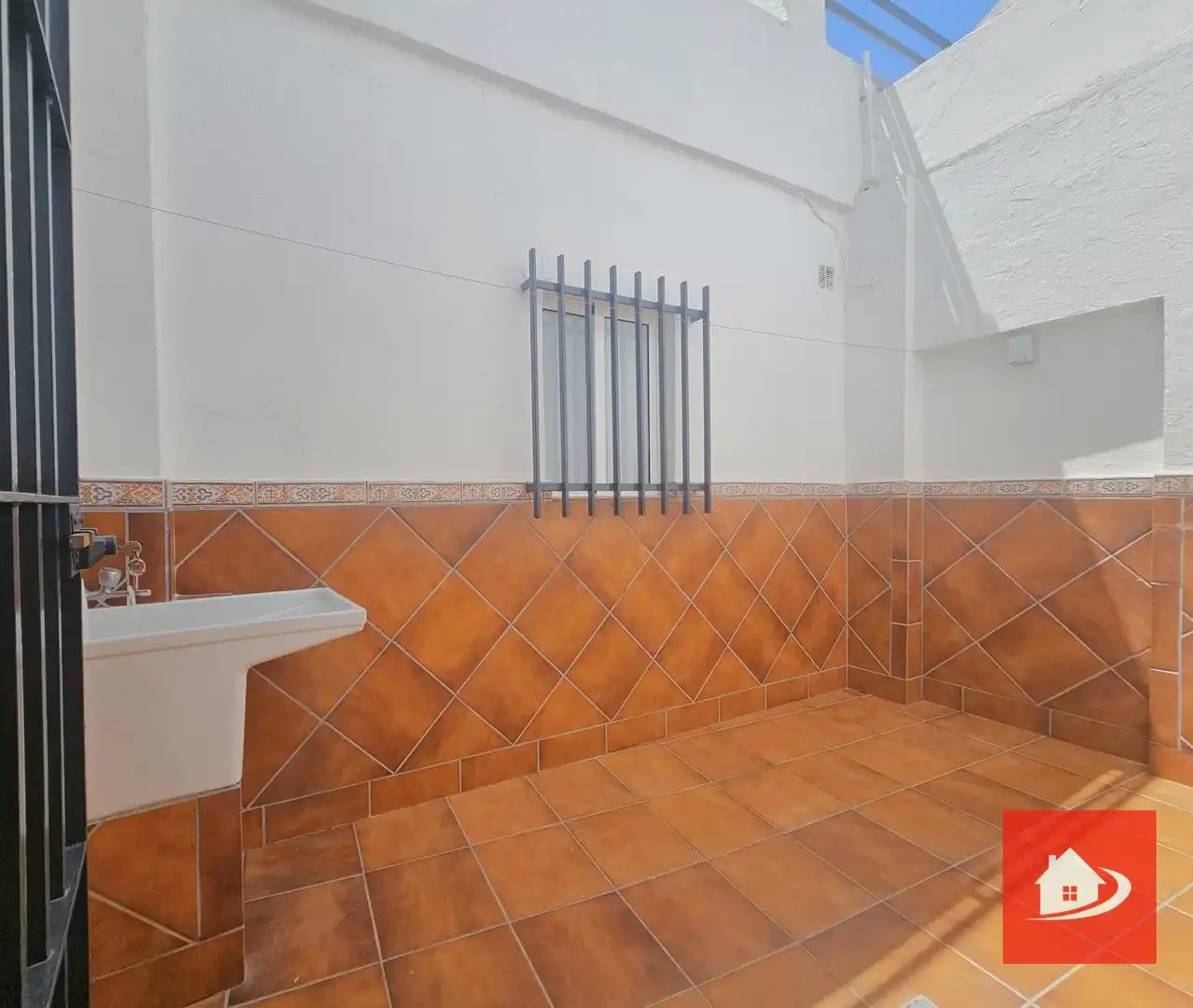 Bany de Casa adosada en venda en Sanlúcar de Barrameda amb Jardí privat