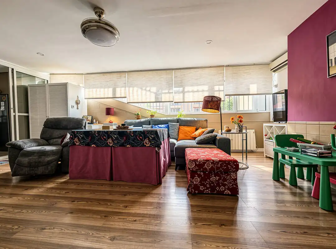 Sala d'estar de Pis en venda en Sevilla amb Aire condicionat i Calefacció