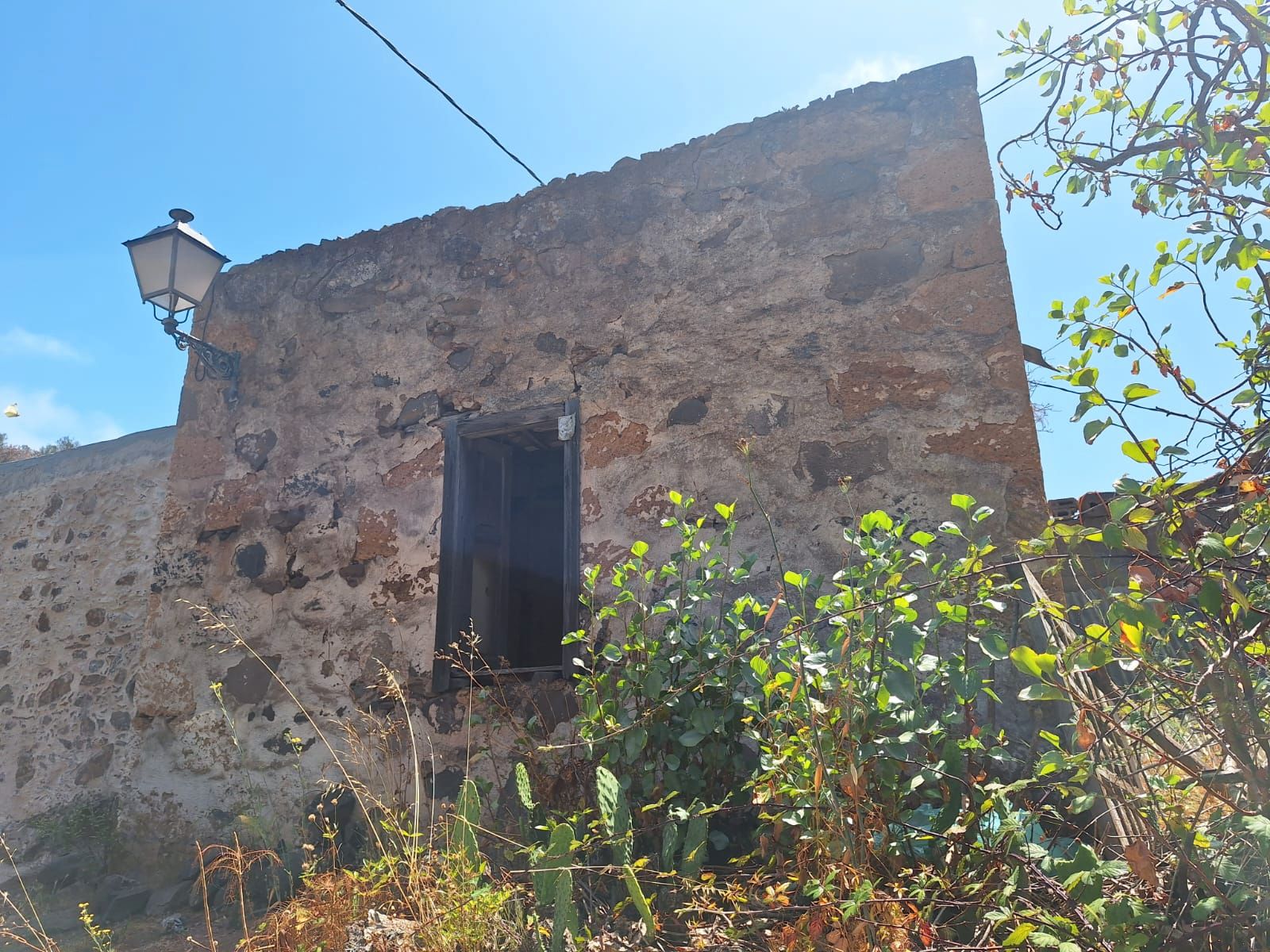 Vista exterior de Casa o xalet en venda en Santa Brígida amb Jardí privat