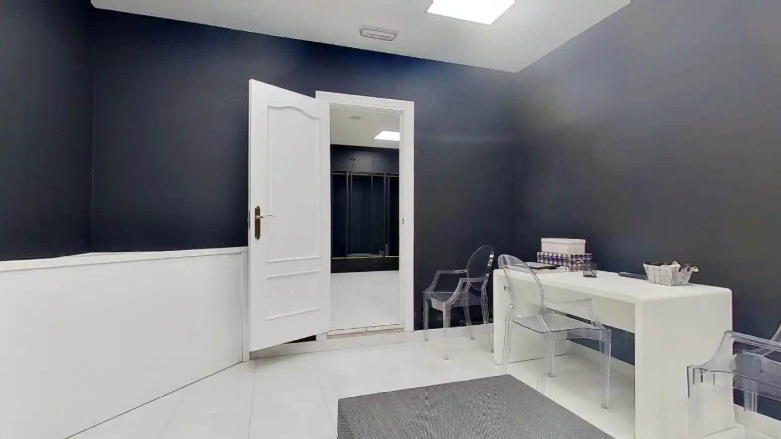 Commercial properties for rent in Torrelavega   with Air Conditioner