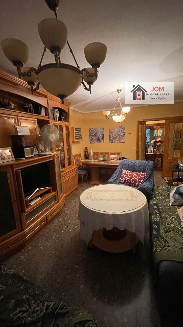 Living room of Flat for sale in  Albacete Capital  with Air Conditioner, Heating and Storage room