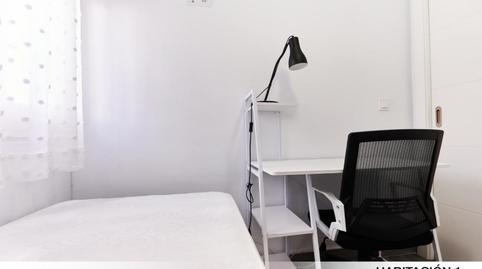 Foto 3 de Apartament per a compartir a La Buhaira, Sevilla