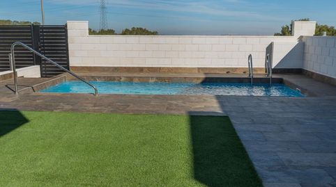 Villa contemporánea de 3 dormitorios con piscina privada y solárium en Villamartín, imatge 2