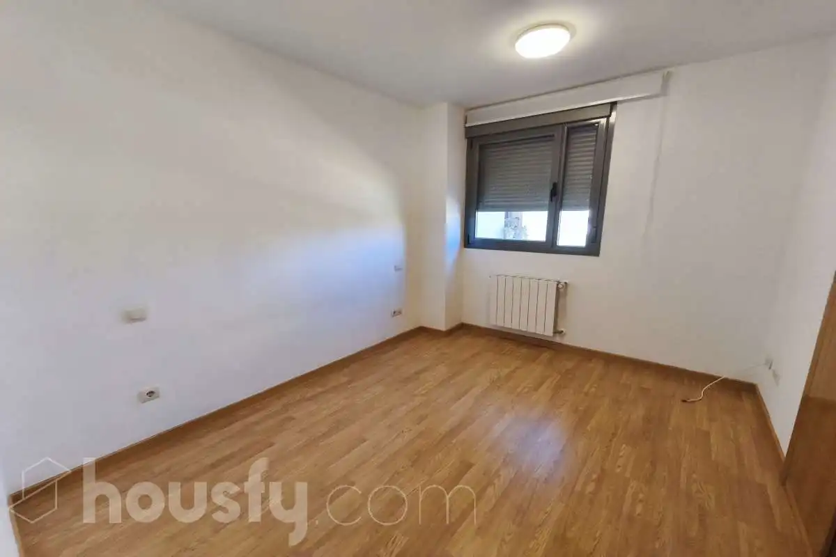 Wohnung zur Miete in Avenida de la Osa Menor, Sur - PAU 4