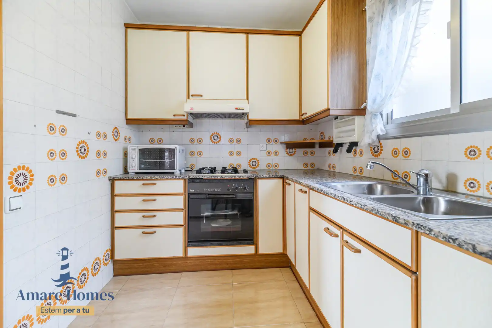 Cocina de Ático en venta en Castelldefels con Terraza y Horno
