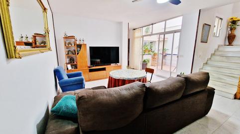 Foto 3 de Casa adosada en venta en Calle de Los Rosales, Vélez de Benaudalla, Granada