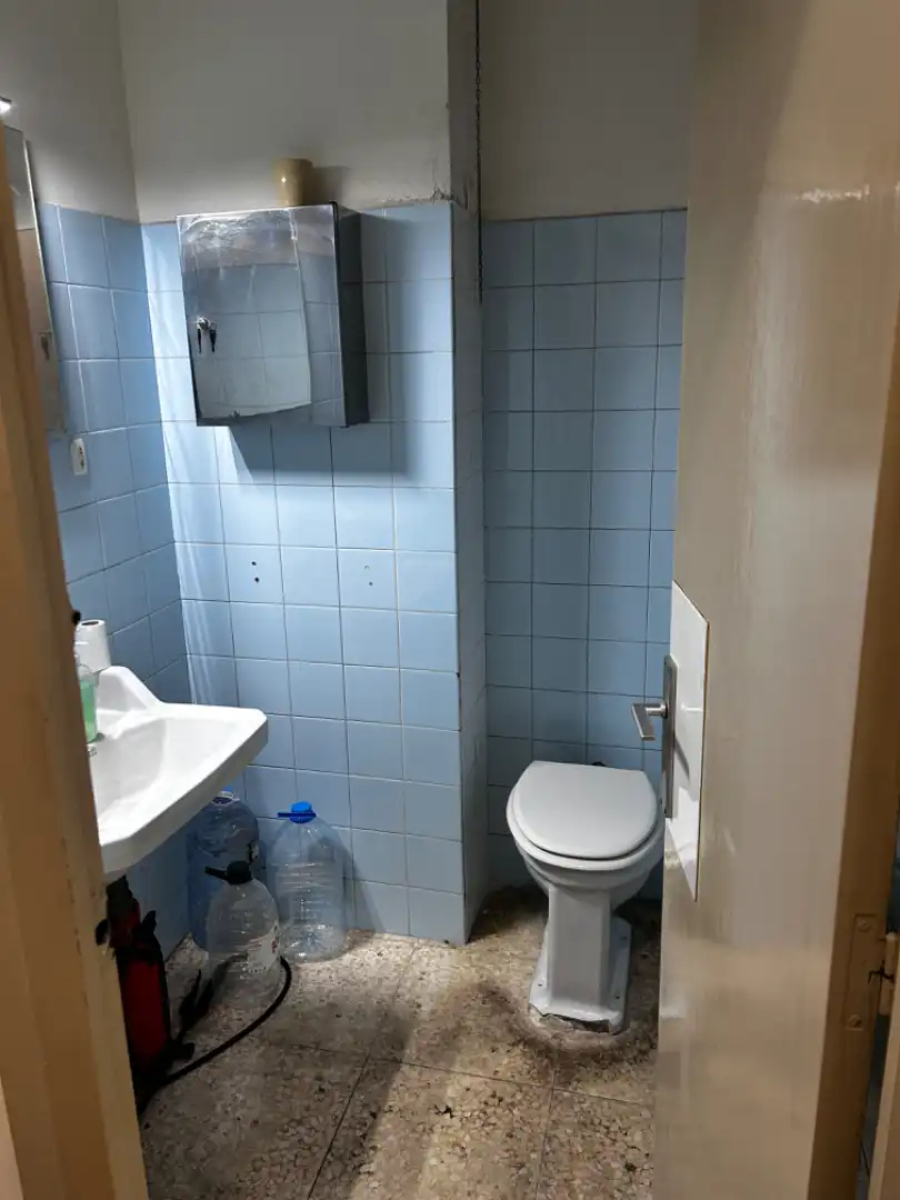 Bathroom of Commercial properties for rent in Terrassa