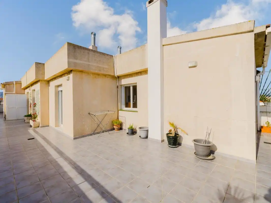 Vista exterior de Ático en venta en Málaga con Aire acondicionado, Calefacción y Jardín privado