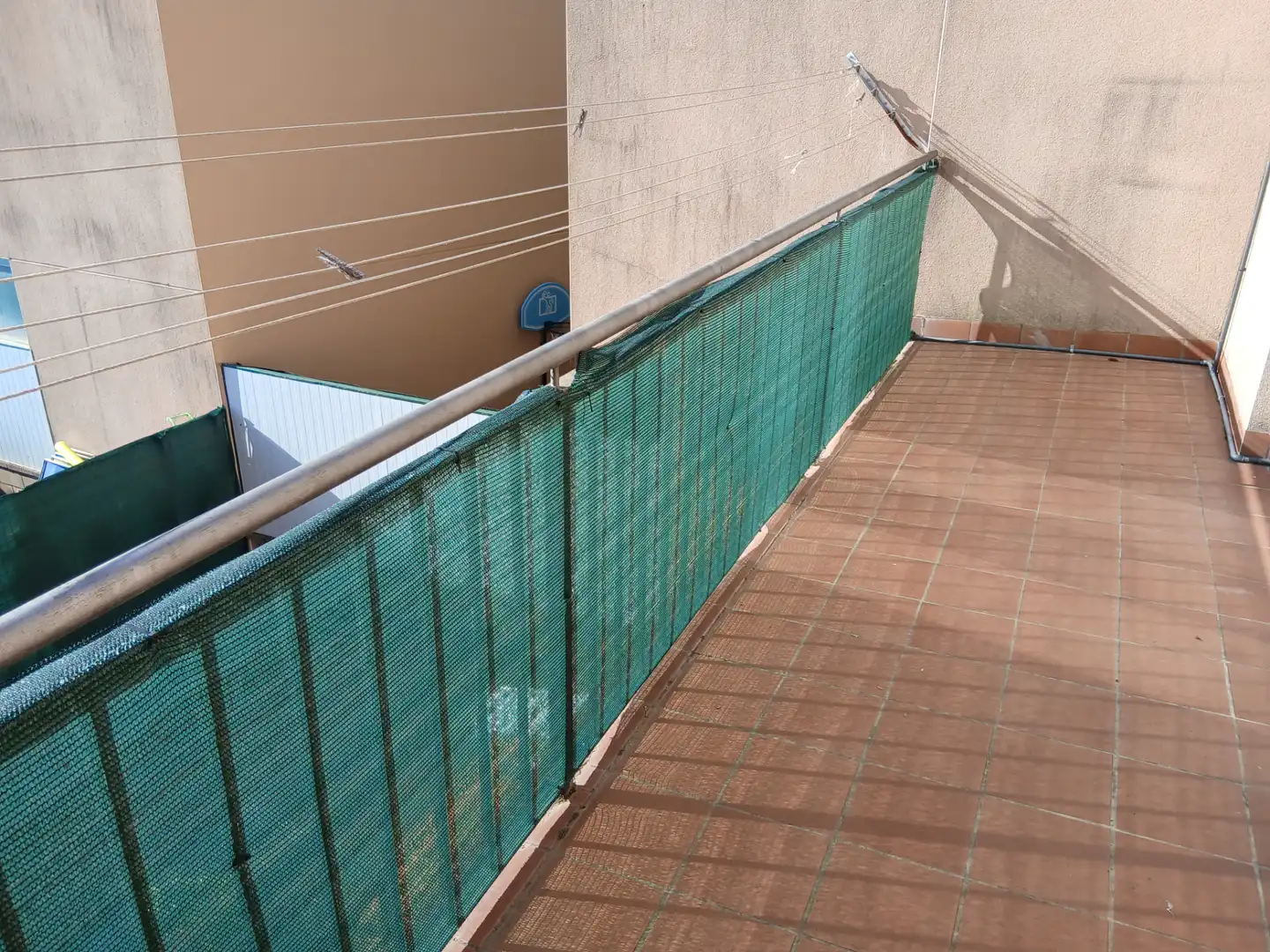 Terrasse von Einfamilien-Reihenhaus zur Miete in Sarrià de Ter mit Klimaanlage, Heizung und Terrasse