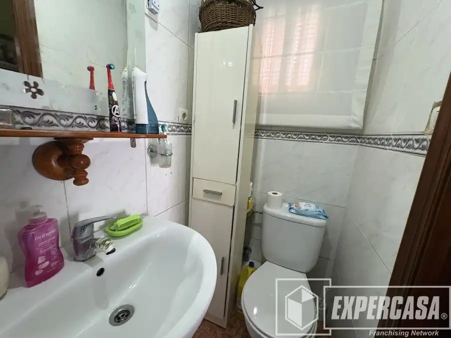 Baño de Piso en venta en Castellón de la Plana / Castelló de la Plana con Amueblado