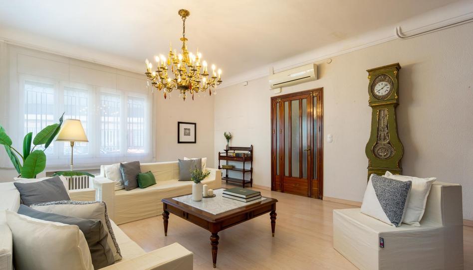 Foto 1 de Casa adosada en venda a Carrer Arnau de Vilanova D', Hostafrancs, Barcelona