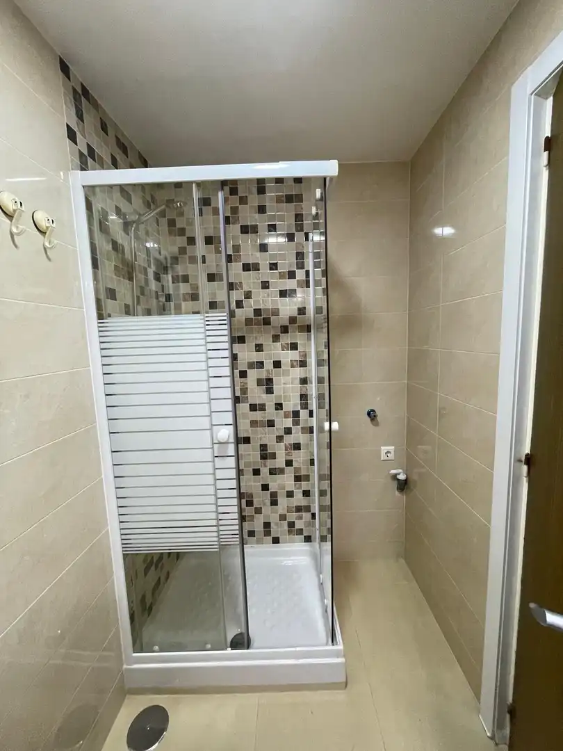 Badezimmer von Wohnung zum Verkauf in Alicante / Alacant mit Abstellraum