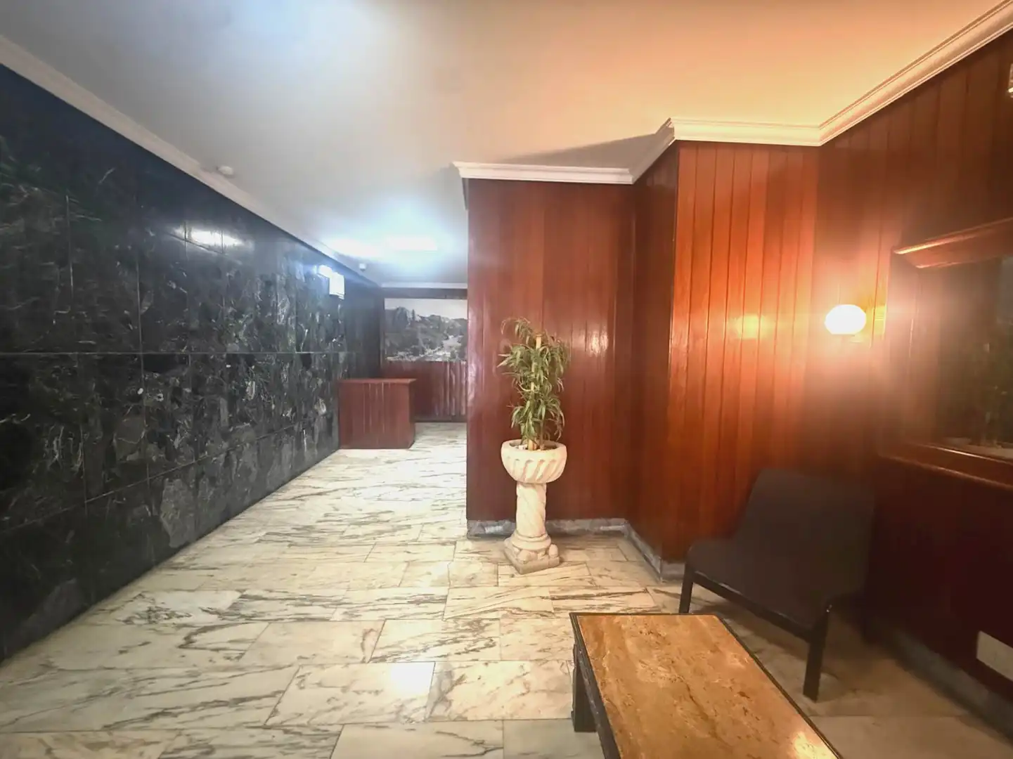 Piso en venta en Avilés con Calefacción, Parquet y Terraza