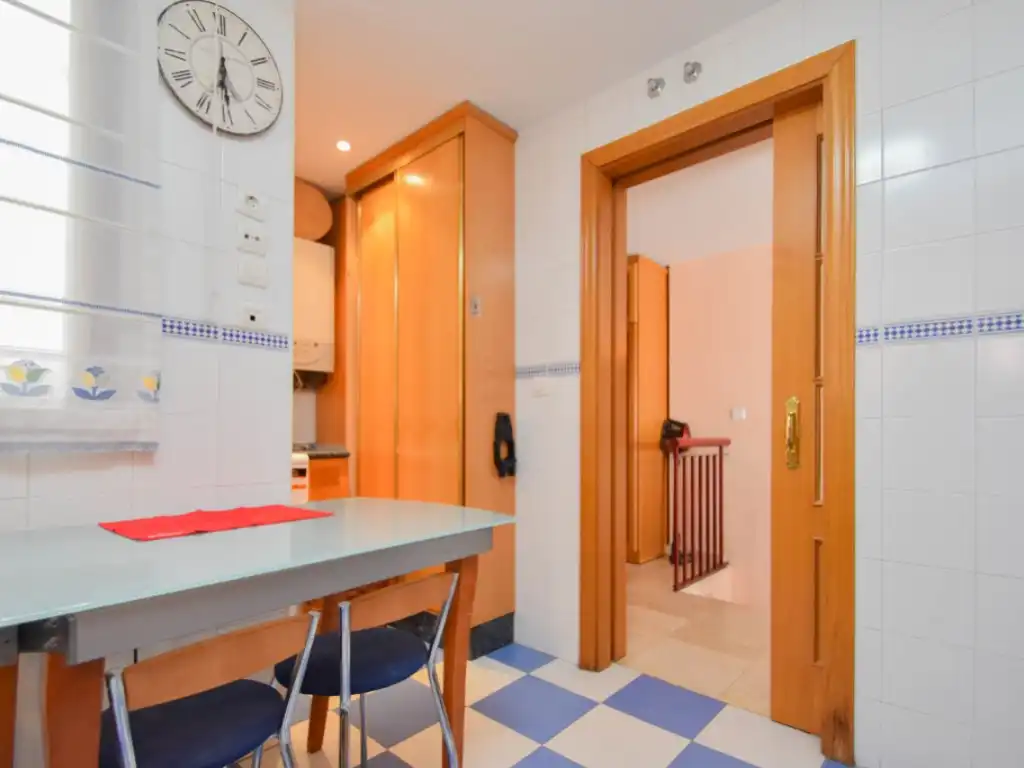 Dúplex en venta en Granada con Piscina