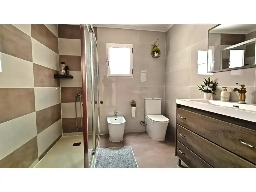 Baño de Piso en venta en Les Alqueries / Alquerías del Niño Perdido
