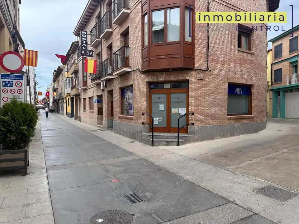 Local comercial de lloguer a Calle Mayor