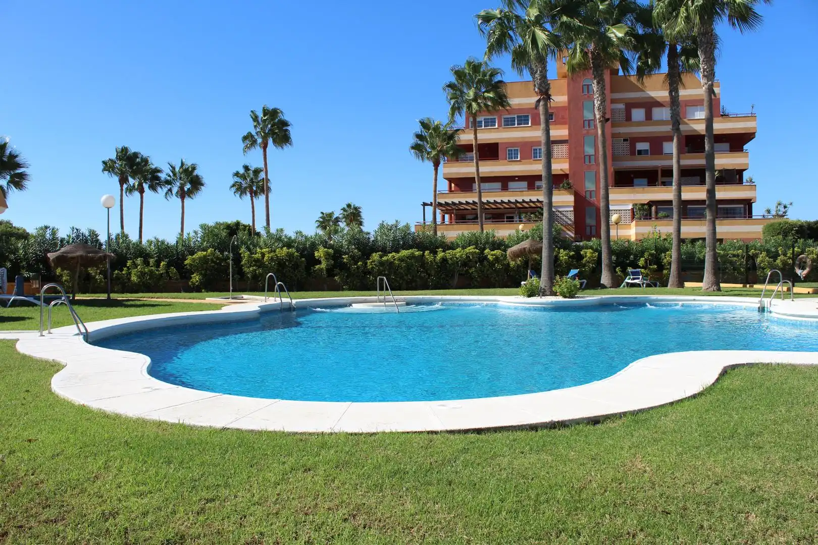 Appartement compact avec piscine à vendre à Calle Ánade 15, imagen 2
