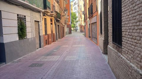 Foto 2 von Wohnung zum Verkauf in Calle de José Zamoray, Plaza de Toros, Zaragoza Capital