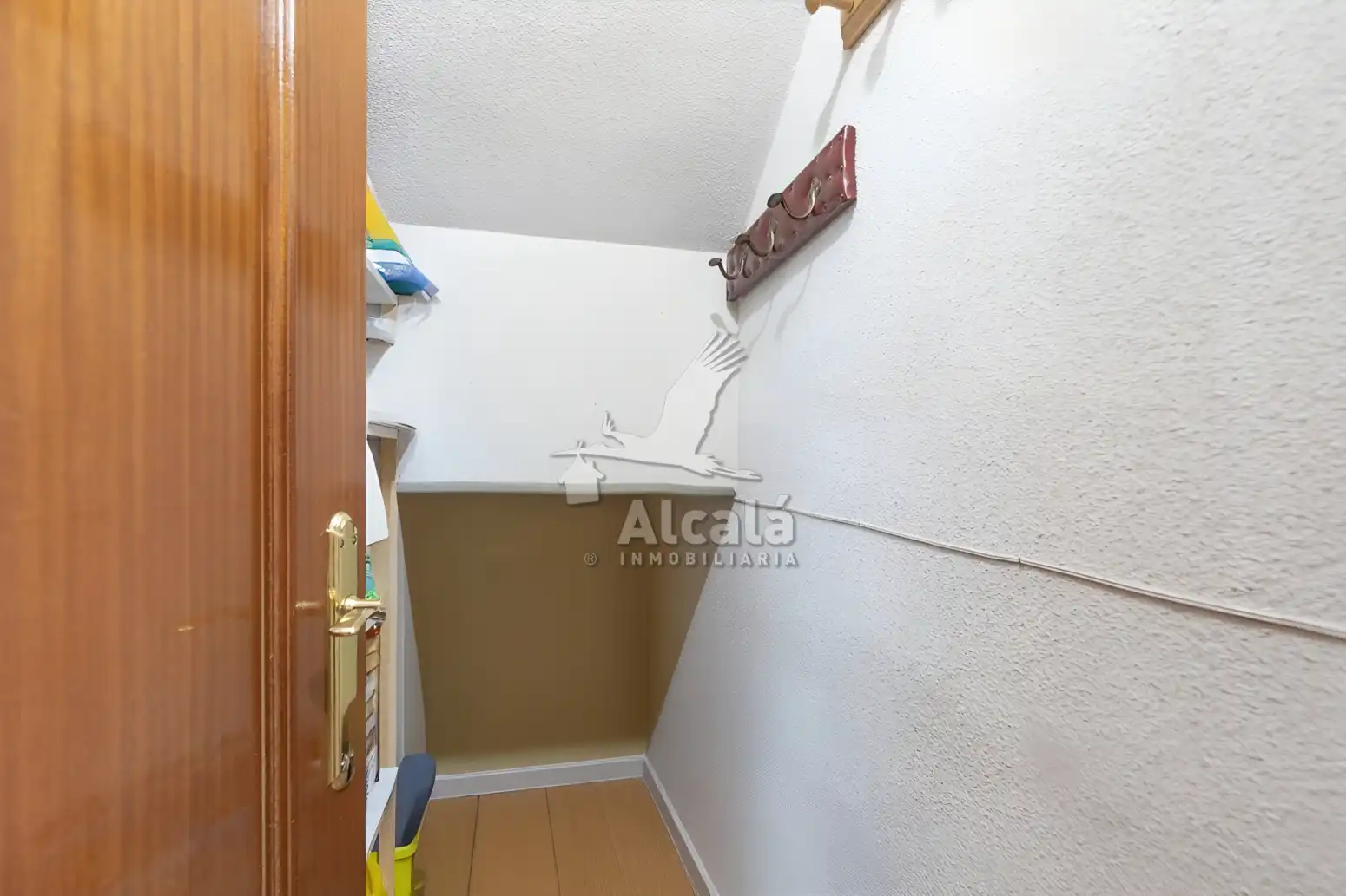 Einfamilien-Reihenhaus zum Verkauf in Alcalá de Henares mit Heizung, Parkett und Schwimmbad