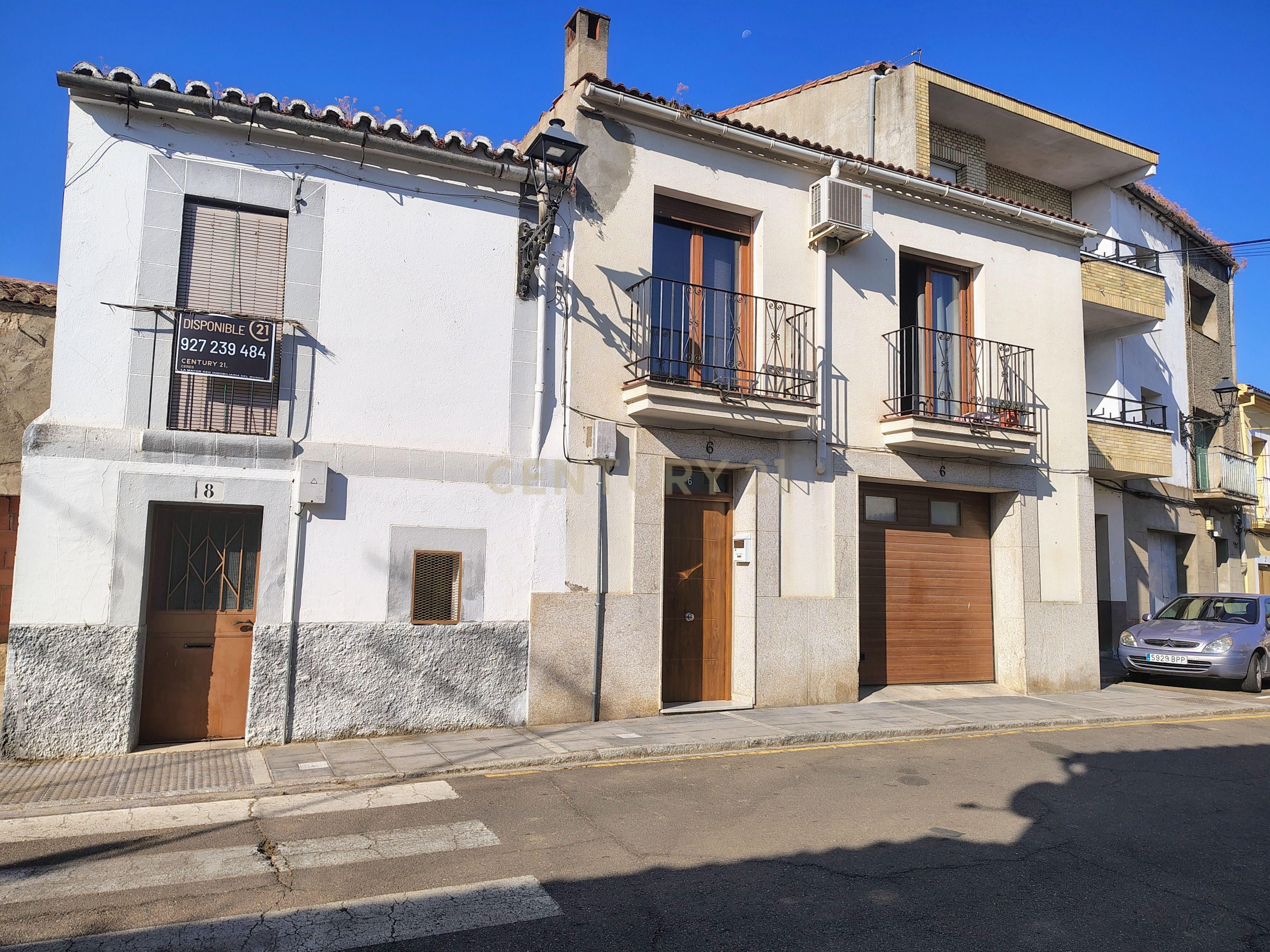 Exterior view of Single-family semi-detached for sale in Coria  with Balcony