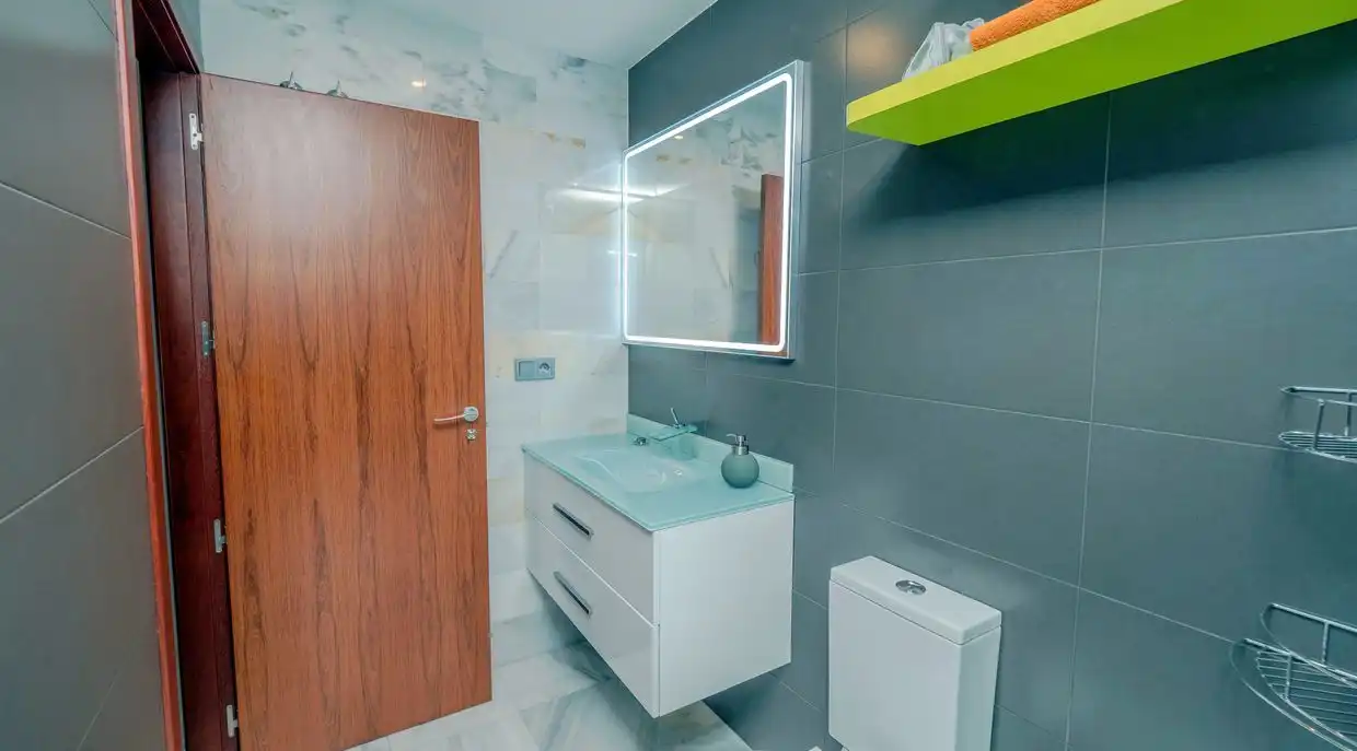 Bathroom of Attic for sale in Dénia  with Air Conditioner, Heating and Terrace