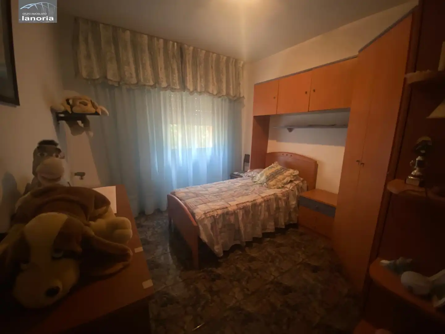 Dormitori de Casa o xalet en venda en Albacete amb Jardí privat, Terrassa i Piscina