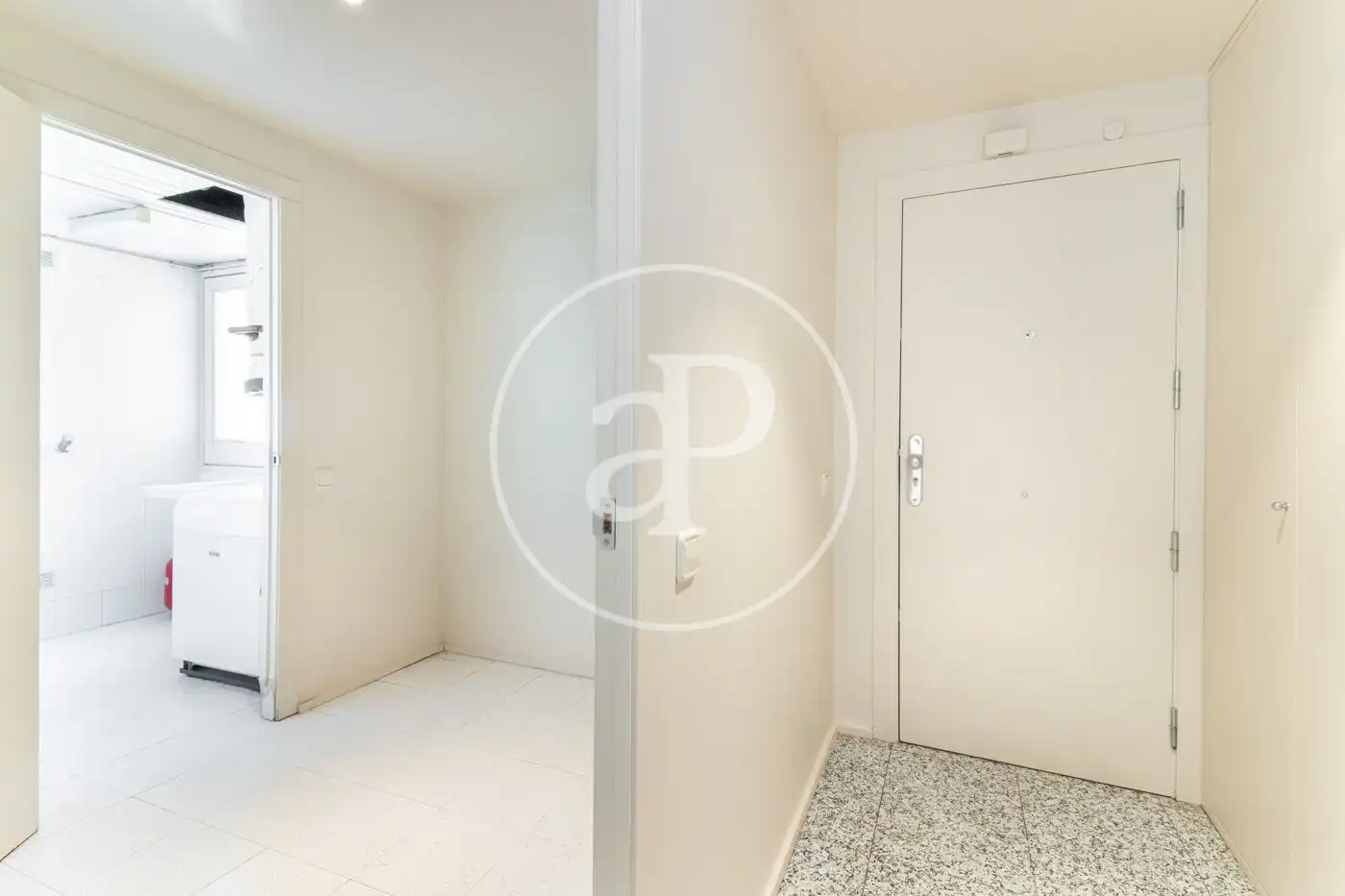 Flat for rent in Barcelona  with Air Conditioner, Heating and Terrace