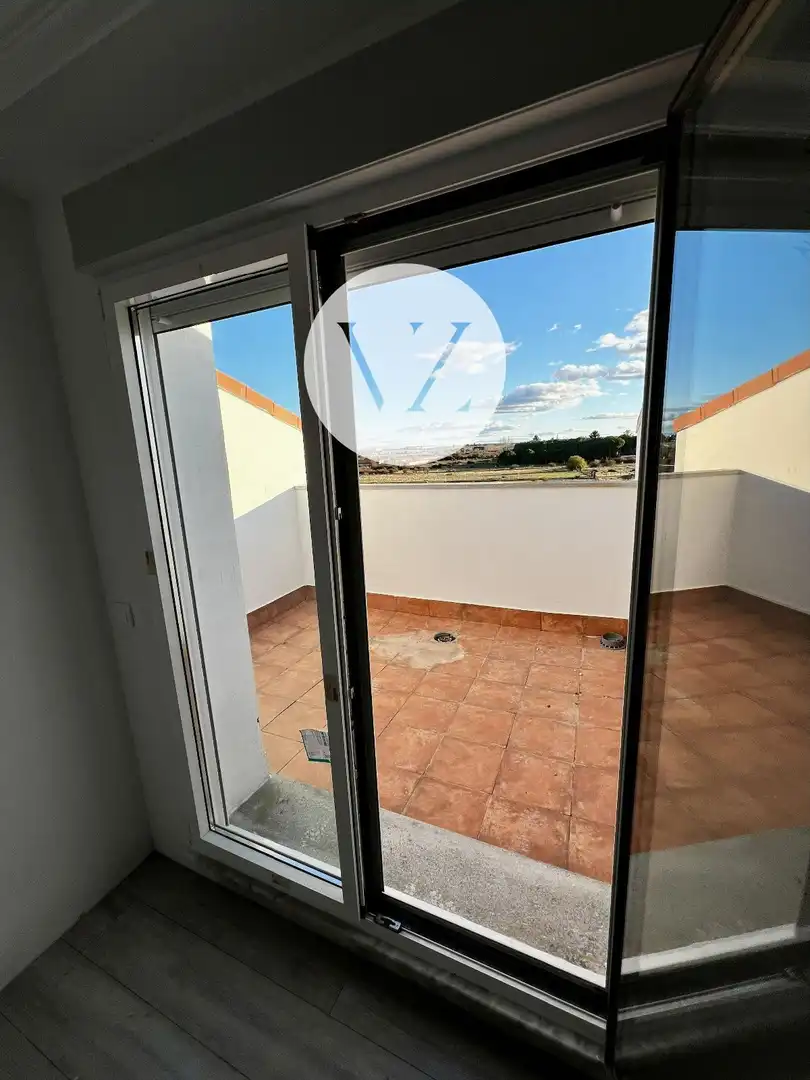 Terraza de Ático en venta en Pelabravo con Calefacción, Terraza y Piscina