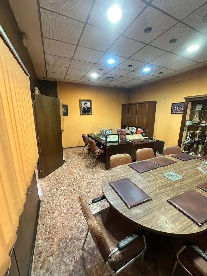 Commercial properties for sale in Torrent  with Air Conditioner and Furnished