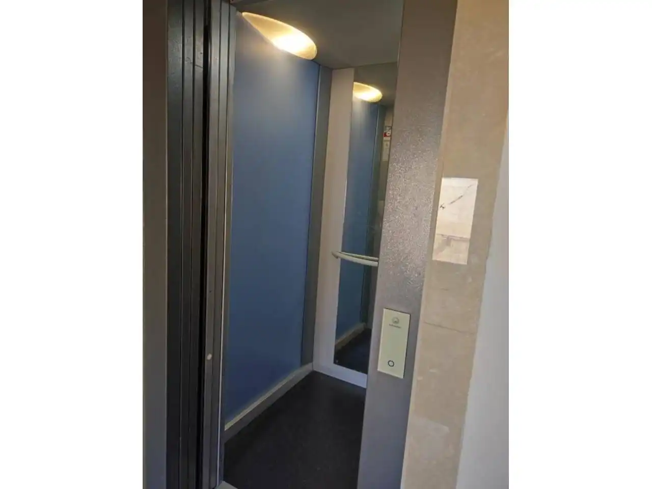 Piso en venta en Almería