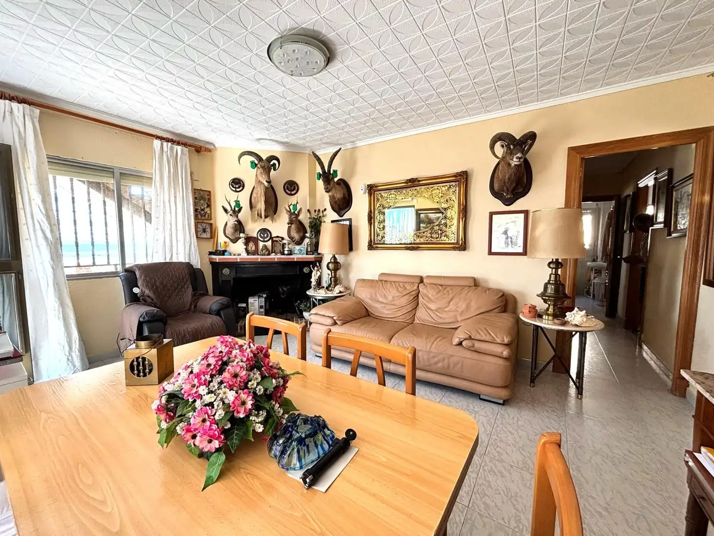 Wohnzimmer von Einfamilien-Reihenhaus zum Verkauf in Los Alcázares mit Klimaanlage und Privatgarten