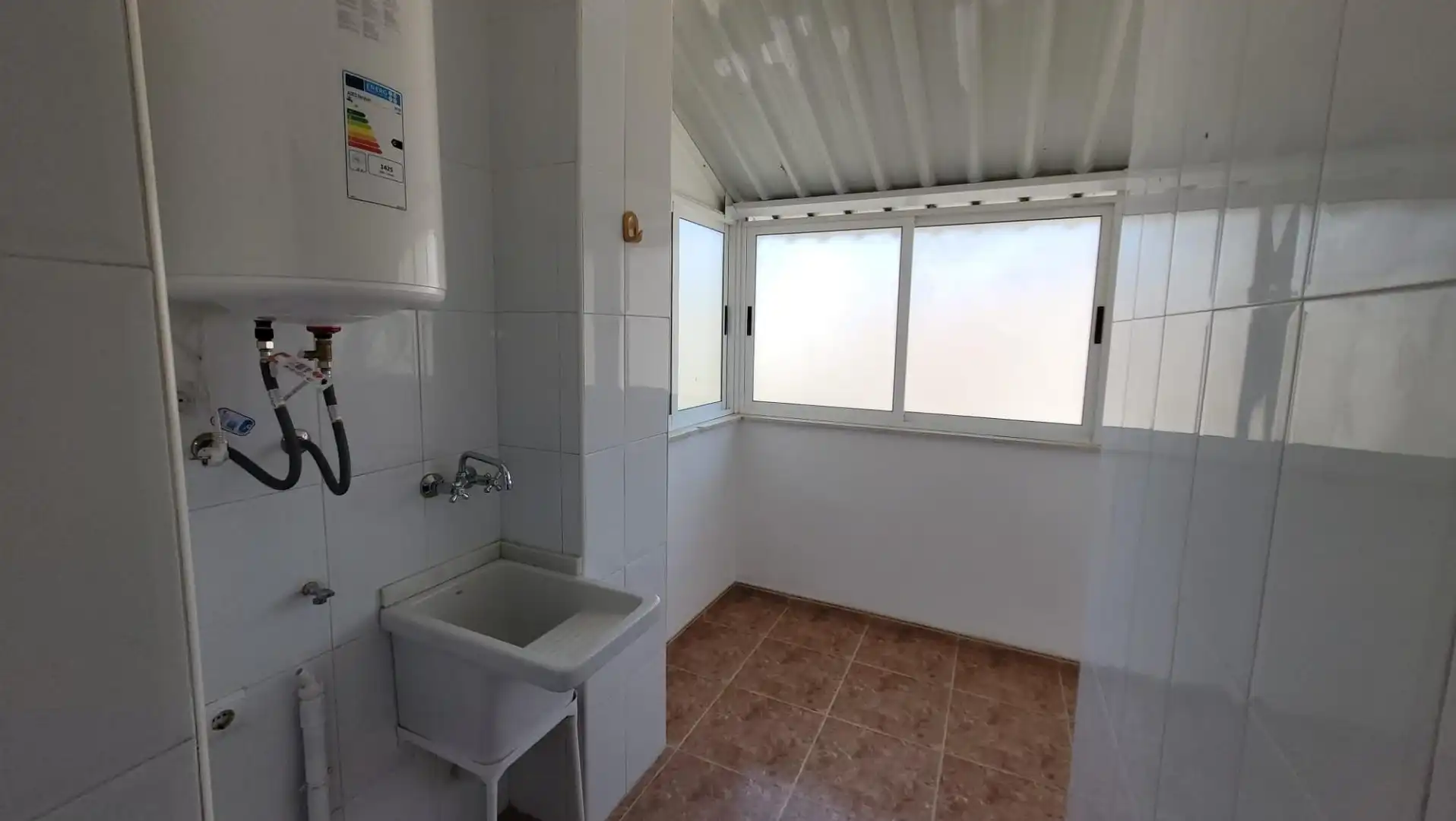 Badezimmer von Wohnung zum Verkauf in Abarán mit Klimaanlage, Terrasse und Möbliert