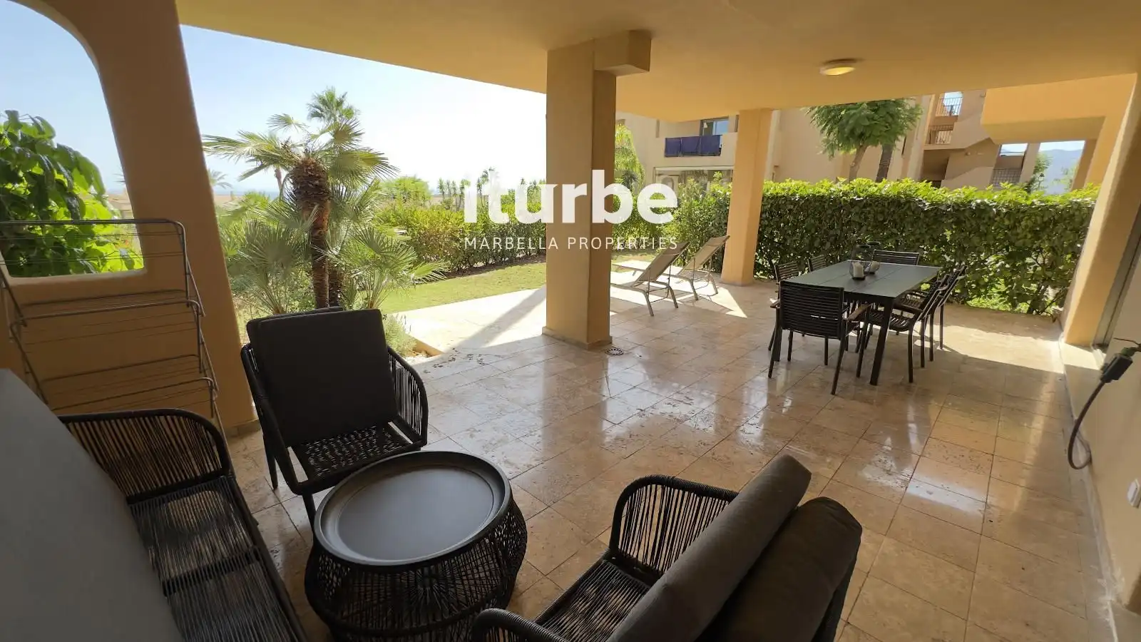 Terrace of Flat for rent in Benahavís  with Air Conditioner, Terrace and Swimming Pool