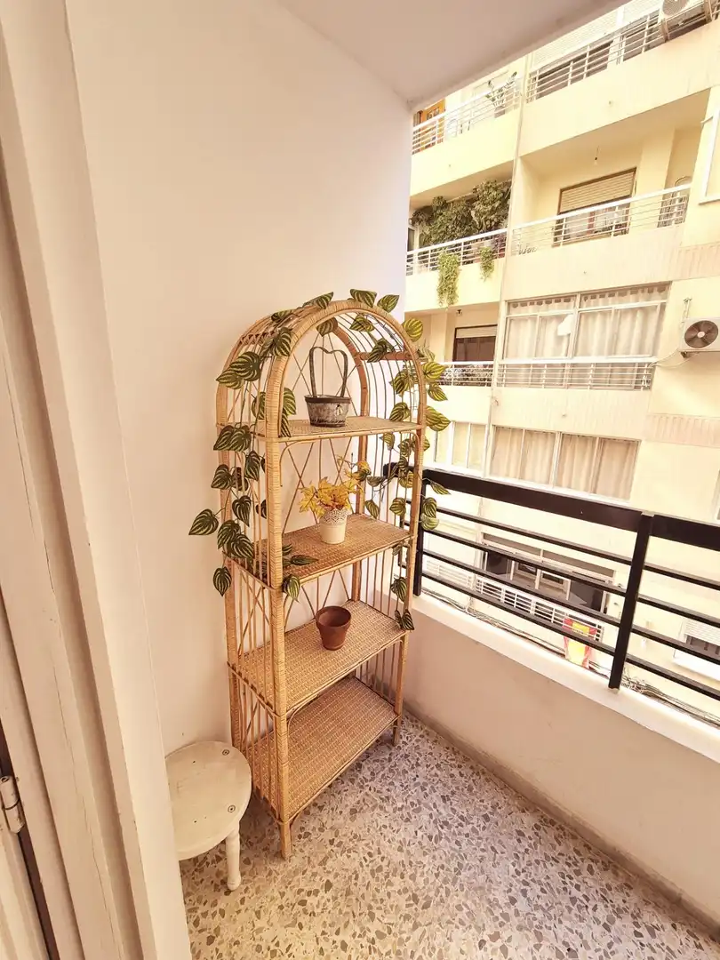 Terrassa de Apartament de lloguer en  Almería Capital amb Moblat